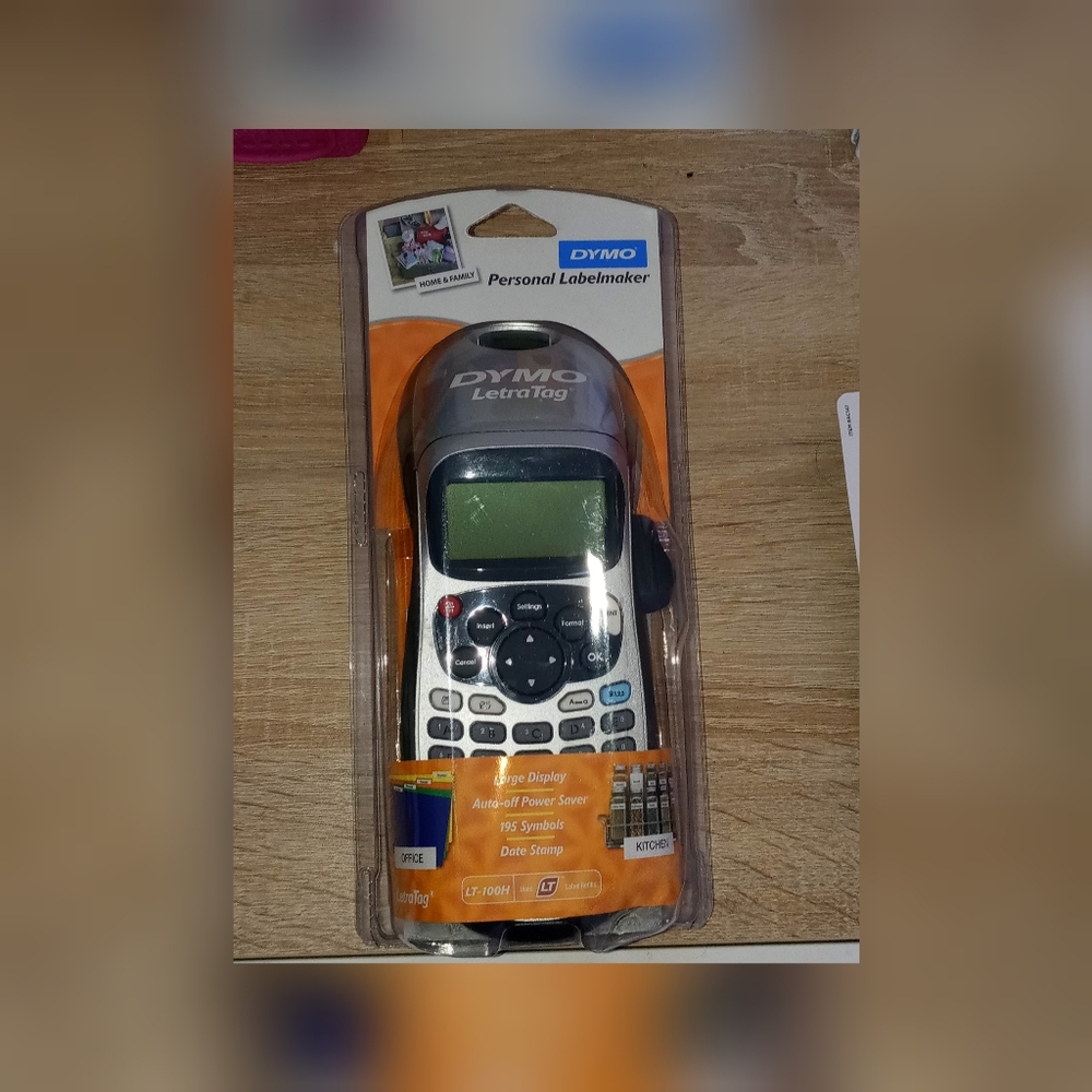 NWT DYMO Personal Labelmaker.